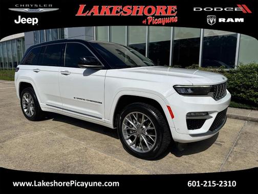 2022 Jeep Grand Cherokee Summit