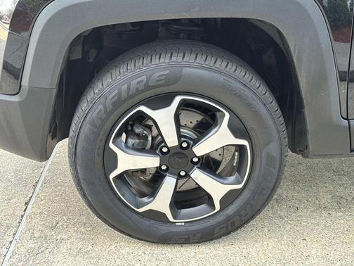 2019 Jeep Renegade Trailhawk