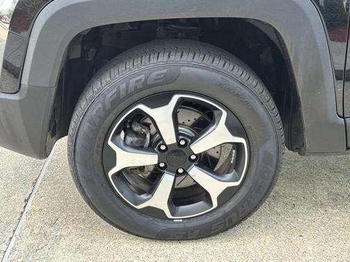 2019 Jeep Renegade Trailhawk