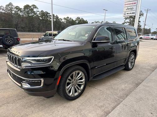 2022 Jeep Wagoneer Series III