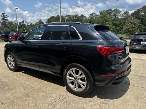 2023 Audi Q3 45 S line Premium