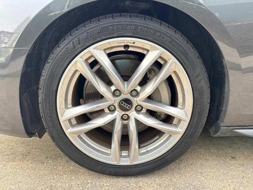 2023 Audi A4 45 S line Premium Plus