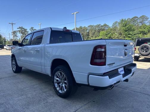Bright White Clearcoat 2024 RAM 1500 Laramie
