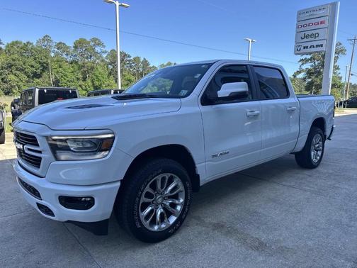 Bright White Clearcoat 2024 RAM 1500 Laramie