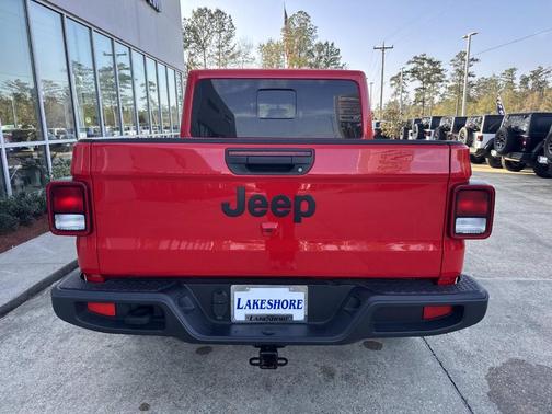 2024 Jeep Gladiator Nighthawk