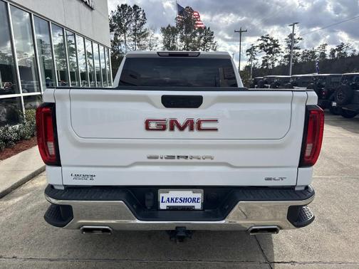 2022 GMC Sierra 1500 SLT