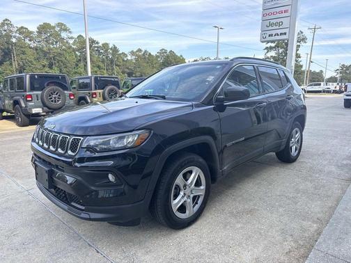 2023 Jeep Compass Latitude