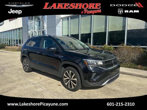 2024 Volkswagen Taos 1.5T SE