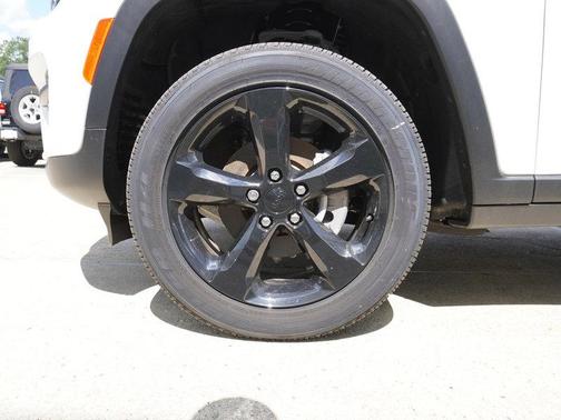 2024 Jeep Grand Cherokee Laredo