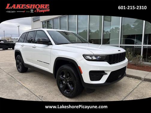 2024 Jeep Grand Cherokee Laredo