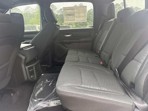 Bright White Clearcoat 2026 RAM 1500 Tradesman