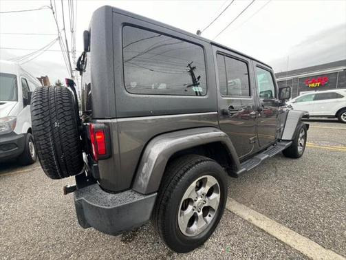 2017 Jeep Wrangler Unlimited Sahara