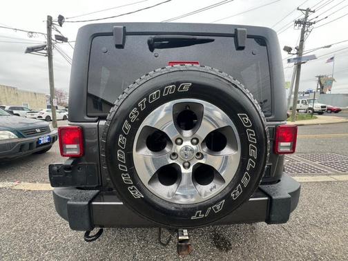2017 Jeep Wrangler Unlimited Sahara