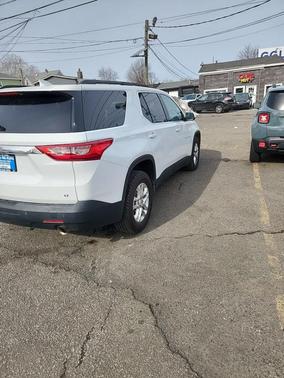 2020 Chevrolet Traverse LT Cloth