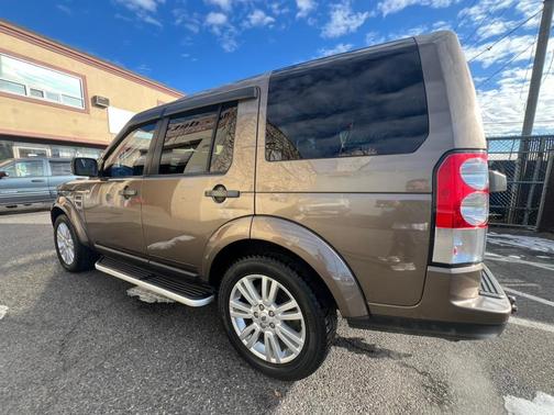 2010 Land Rover LR4 Base