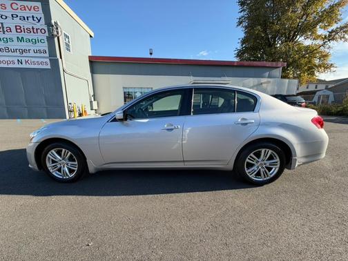 2013 INFINITI G37x Base