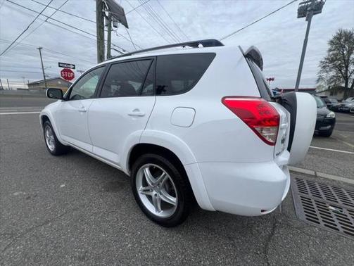 2007 Toyota RAV4 Sport
