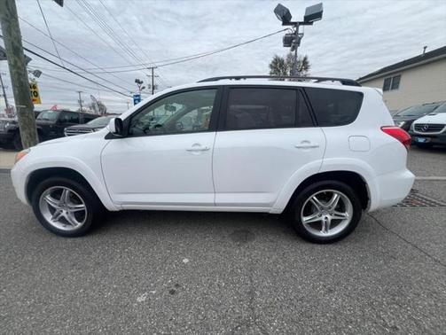 2007 Toyota RAV4 Sport