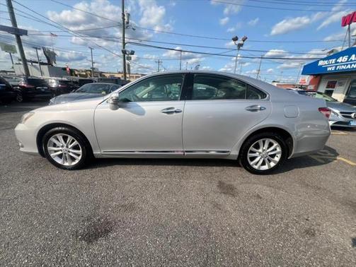 2010 Lexus ES 350 Base