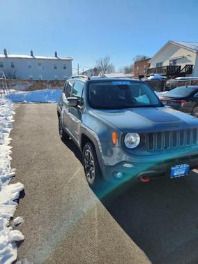 2016 Jeep Renegade Trailhawk