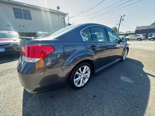 2014 Subaru Legacy Premium