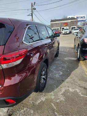 2017 Toyota Highlander LE