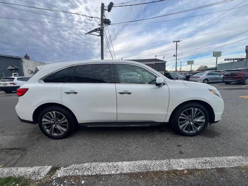 2017 Acura MDX 3.5L w/Technology Package