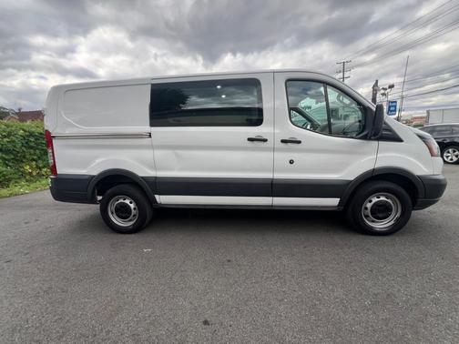 2018 Ford Transit-250 Base