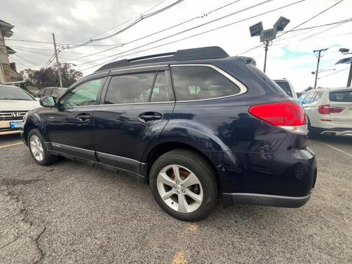 2014 Subaru Outback 2.5i Limited