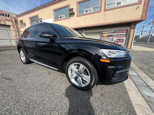 2018 Audi Q5 2.0T Tech Premium