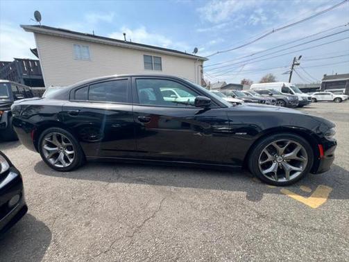 2017 Dodge Charger R/T