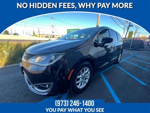 2017 Chrysler Pacifica Touring