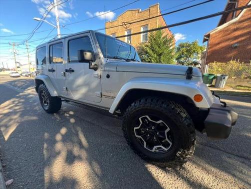 2011 Jeep Wrangler Unlimited Sahara
