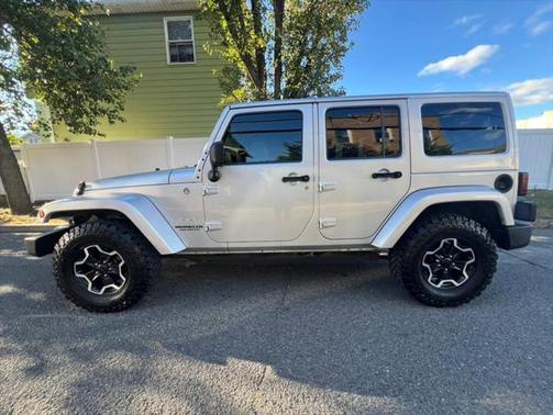 2011 Jeep Wrangler Unlimited Sahara