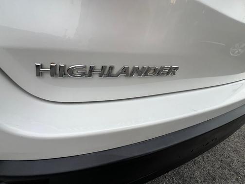 2019 Toyota Highlander LE Plus