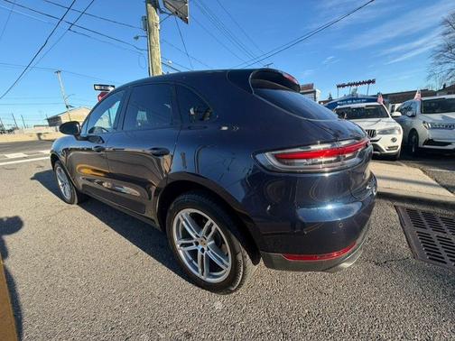 2020 Porsche Macan AWD