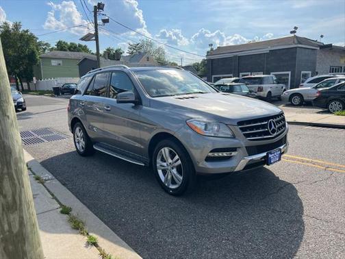 2013 Mercedes-Benz M-Class 4MATIC