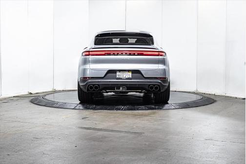 2024 Porsche Cayenne