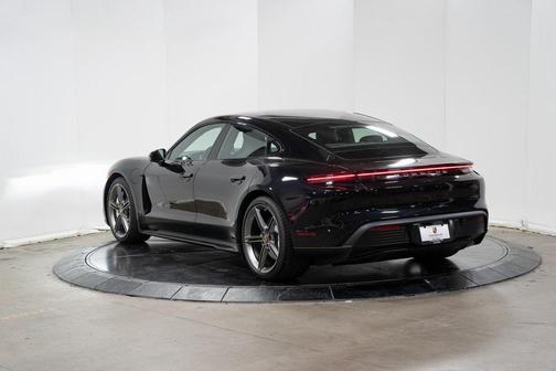 2024 Porsche Taycan 4S