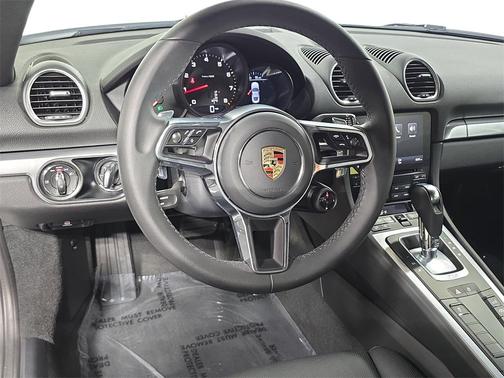 2023 Porsche 718 Cayman 