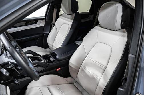 2025 Porsche Cayenne