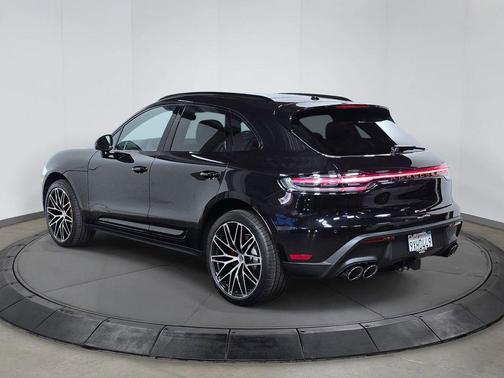 Jet Black Metallic 2025 Porsche Macan Macan S