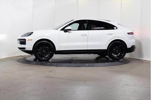 2025 Porsche Cayenne AWD