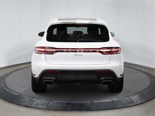 2024 Porsche Macan