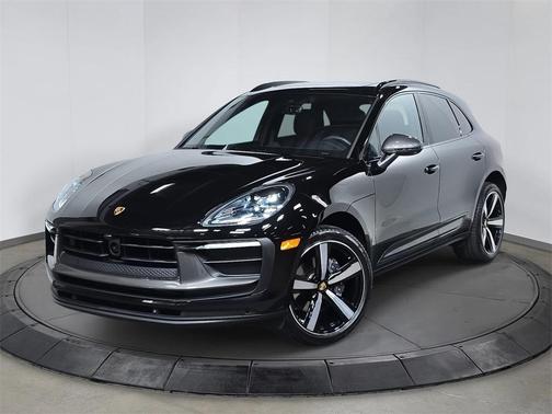 2025 Porsche Macan T