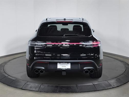 2025 Porsche Macan T