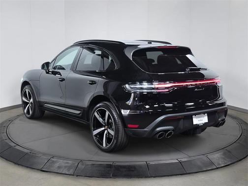 2025 Porsche Macan T
