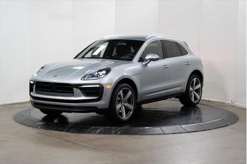 2024 Porsche Macan Base
