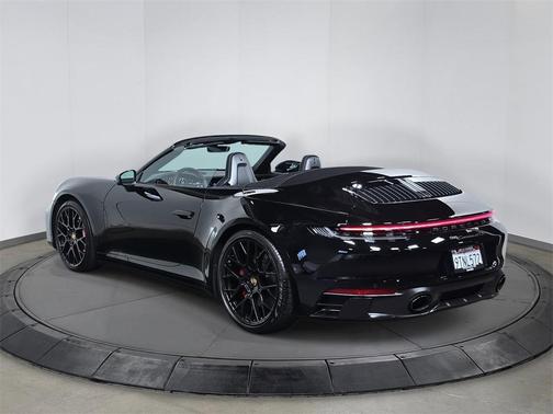 2023 Porsche 911 Carrera GTS