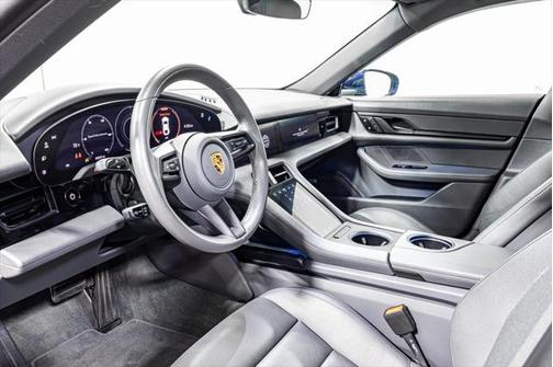 2022 Porsche Taycan